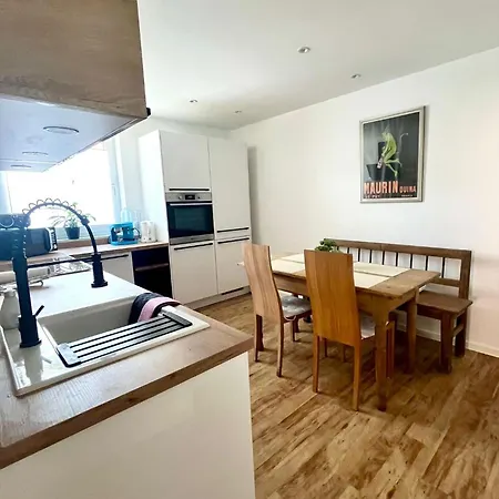 Casa Sophia - Stadtnahe, Grosszuegige *